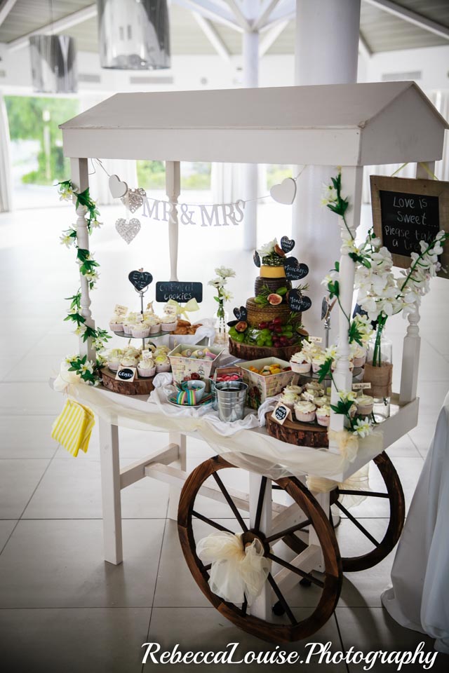 cake cart